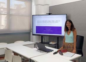 Alba Vidal presenta su TFM en la universidad de Sevilla